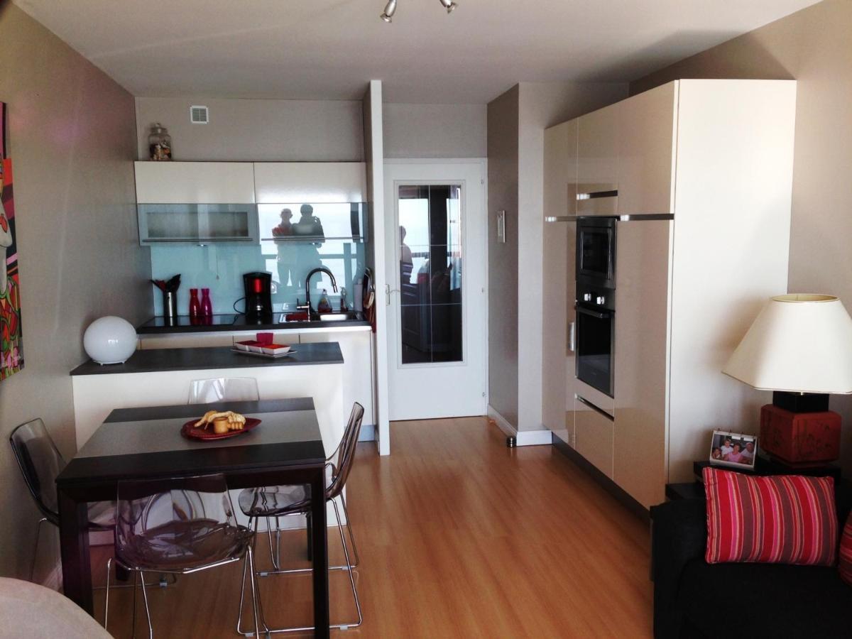 Appartement T2 Refait A Neuf Avec Balcon Face Mer Et Ascenseur, Au Coeur Des Sables-D'Olonne - Fr-1-485-70 Ле-Сабль-д’Олон Экстерьер фото